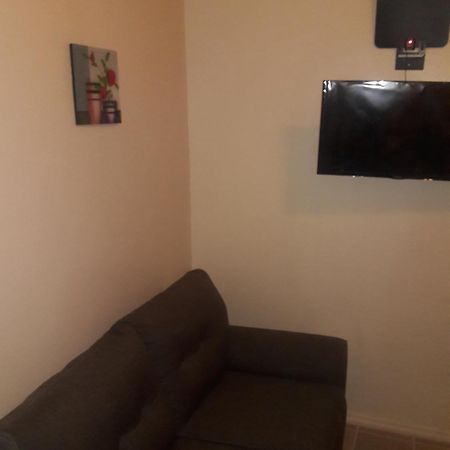 Studio And 1 Bedroom Apartments - Bronx Nowy Jork Zewnętrze zdjęcie