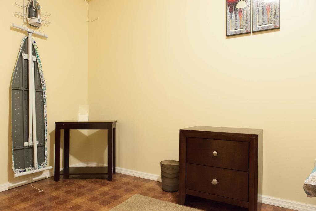 Studio And 1 Bedroom Apartments - Bronx Nowy Jork Zewnętrze zdjęcie