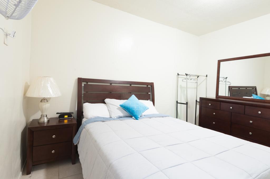 Studio And 1 Bedroom Apartments - Bronx Nowy Jork Zewnętrze zdjęcie